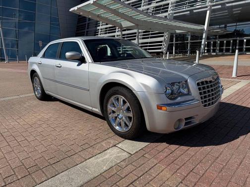 2008 Chrysler 300 Limited