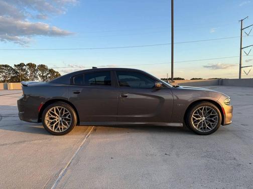 2019 Dodge Charger R/T