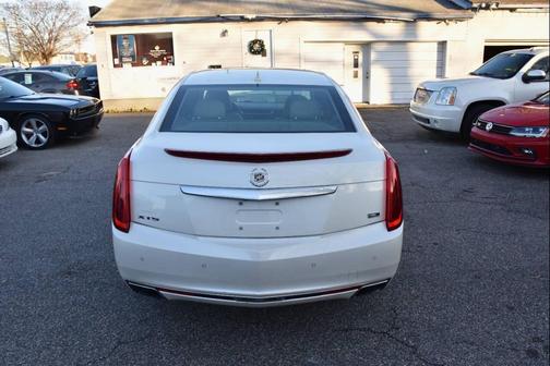 2013 Cadillac XTS Platinum