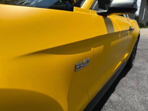 2021 Ford Mustang GT