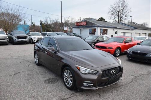 2015 INFINITI Q50 Premium