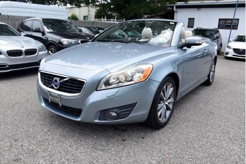 2012 Volvo C70 T5 2dr Convertible