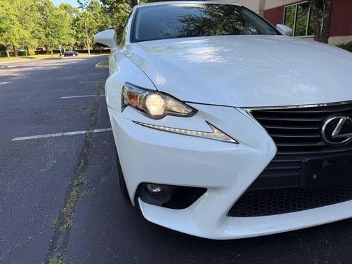 2016 Lexus IS 200t Base