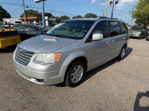 2010 Chrysler Town & Country Touring