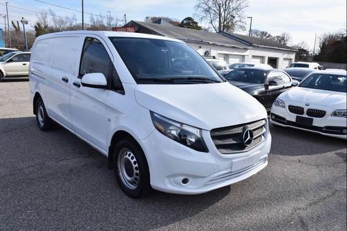 2020 Mercedes-Benz Metris Base