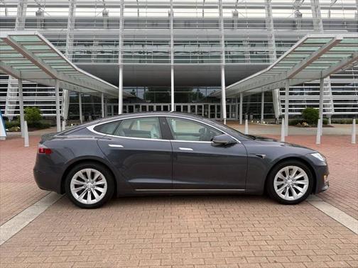 2017 Tesla Model S 75