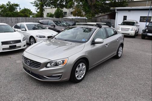 Bright Silver Metallic 2015 Volvo S60 T5 Premier