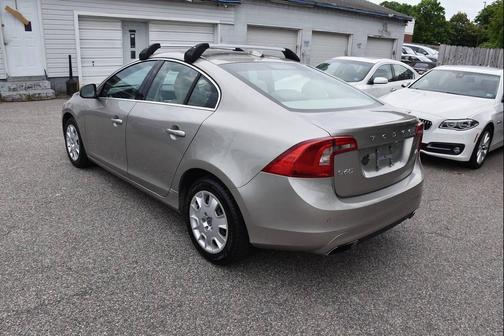 Bright Silver Metallic 2015 Volvo S60 T5 Premier