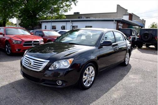 2010 Toyota Avalon XLS