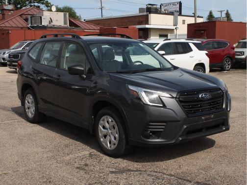 Magnetite Gray Metallic 2024 Subaru Forester Base