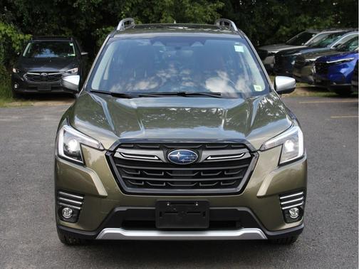 Autumn Green Metallic 2023 Subaru Forester Touring