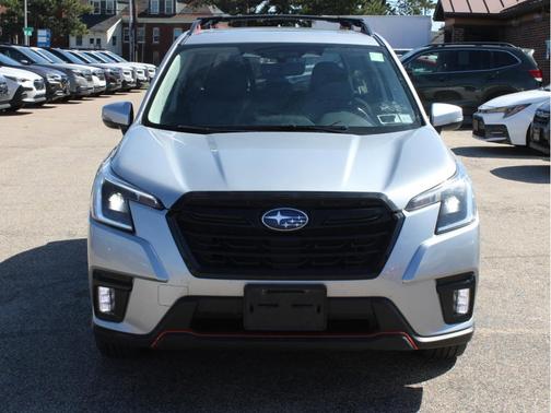 Ice Silver Metallic 2023 Subaru Forester Sport