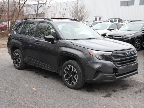 Magnetite Gray Metallic 2025 Subaru Forester Base