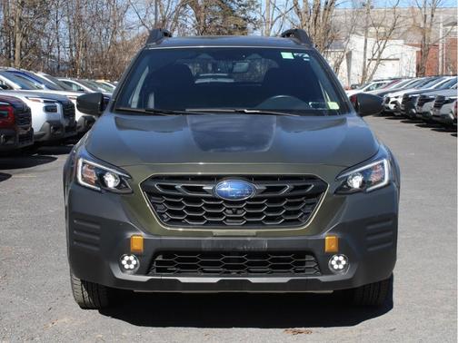 Autumn Green Metallic 2023 Subaru Outback Wilderness