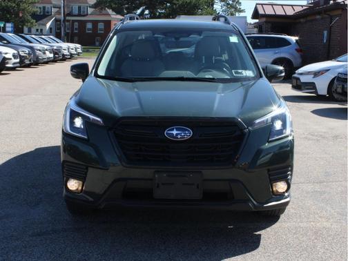 Cascade Green Silica 2023 Subaru Forester Limited