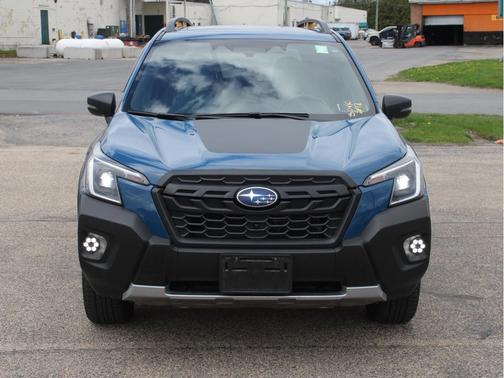 Geyser Blue 2024 Subaru Forester Wilderness
