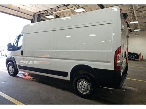 Bright White Clearcoat 2026 RAM ProMaster 2500 High Roof