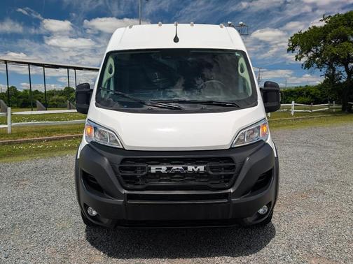 Bright White Clearcoat 2026 RAM ProMaster 2500 High Roof