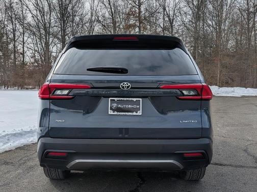 2024 Toyota Grand Highlander LIMITED