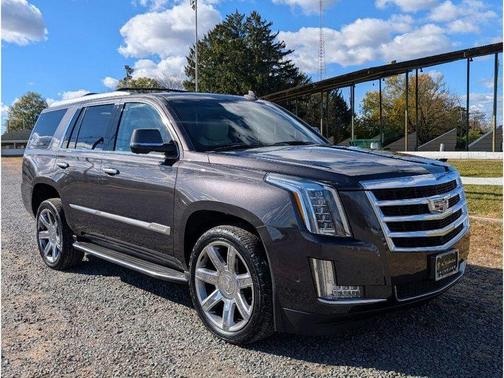 2018 Cadillac Escalade Luxury