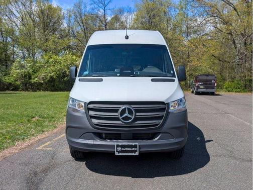 Arctic White 2025 Mercedes-Benz Sprinter 2500 High Roof