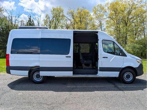 Arctic White 2025 Mercedes-Benz Sprinter 2500 High Roof