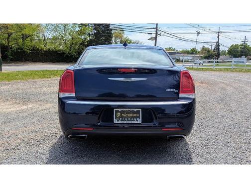 2015 Chrysler 300C Base