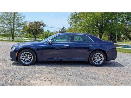 2015 Chrysler 300C Base