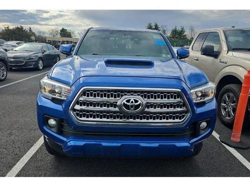 2016 Toyota Tacoma TRD Sport