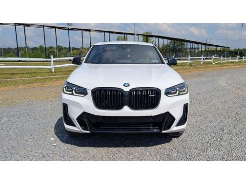 2023 BMW X4 M40i