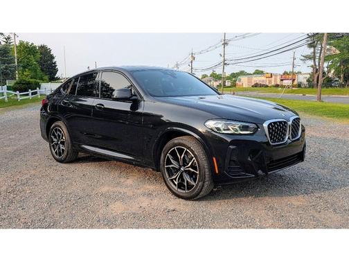 2022 BMW X4 xDrive30i