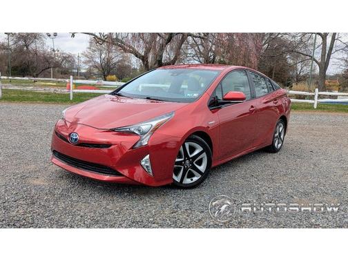 2016 Toyota Prius Three Touring