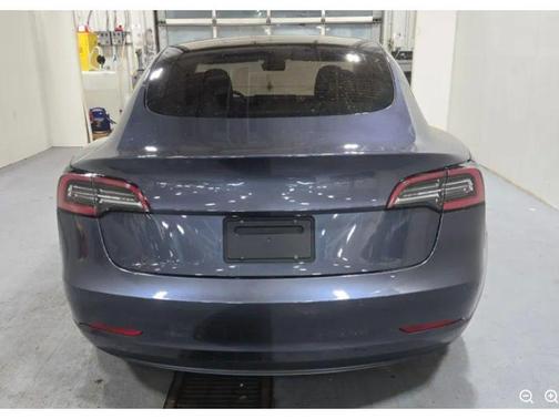Gray 2022 Tesla Model 3 Long Range