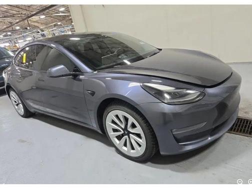 Gray 2022 Tesla Model 3 Long Range
