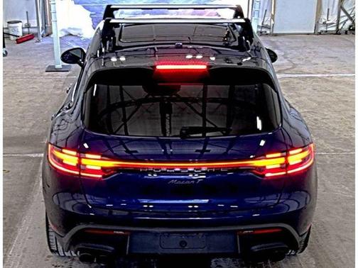 2023 Porsche Macan T