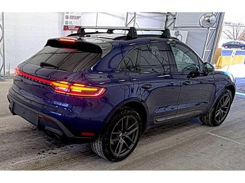 2023 Porsche Macan T