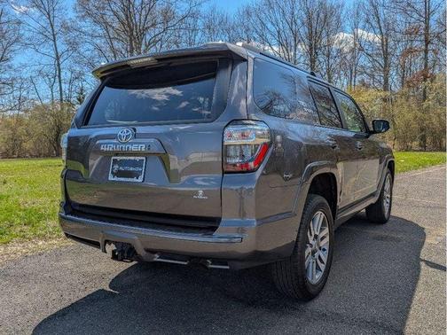 Magnetic Gray Metallic 2022 Toyota 4Runner TRD Sport