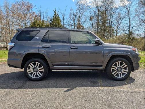 Magnetic Gray Metallic 2022 Toyota 4Runner TRD Sport