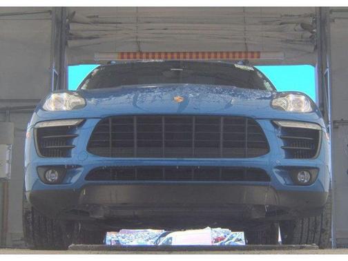 2016 Porsche Macan S