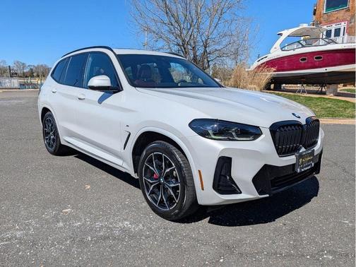 White 2024 BMW X3 xDrive30i