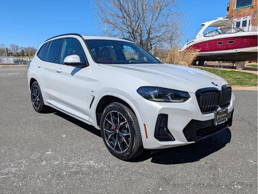 White 2024 BMW X3 xDrive30i