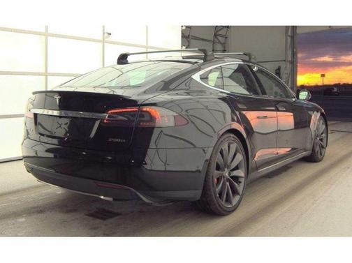 2016 Tesla Model S P90D