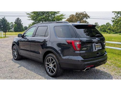 2017 Ford Explorer sport