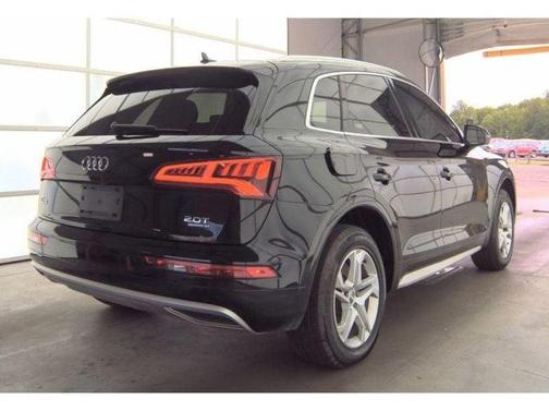 Brilliant Black 2018 Audi Q5 2.0T Premium Plus
