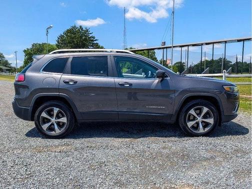 Granite Crystal Clearcoat Metallic 2019 Jeep Cherokee Limited