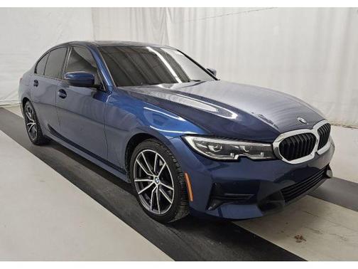 2022 BMW 330 i xDrive