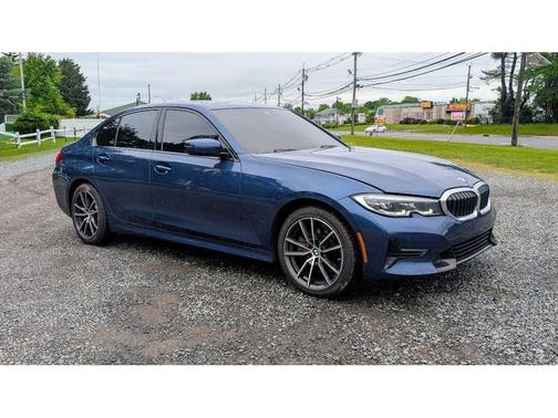 2022 BMW 330 i xDrive