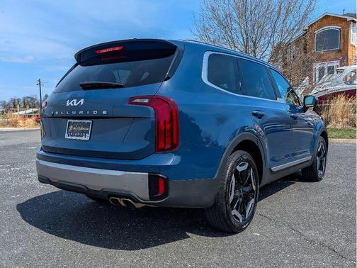 Midnight Black 2025 Kia Telluride S