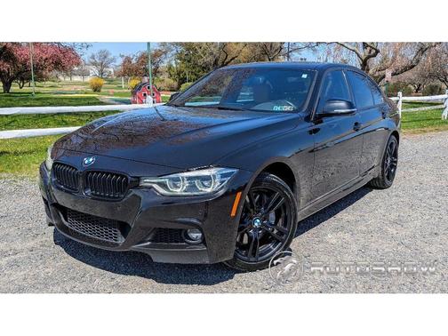 2018 BMW 330 i xDrive