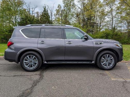 Anthracite Gray 2024 INFINITI QX80 Luxe